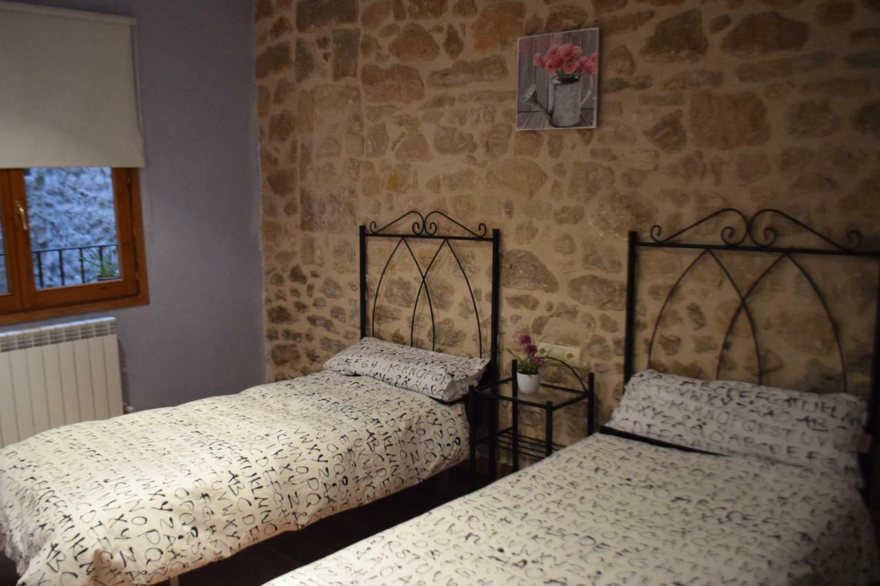 Apartamentos La Muralla Horta de Sant Joan Dış mekan fotoğraf