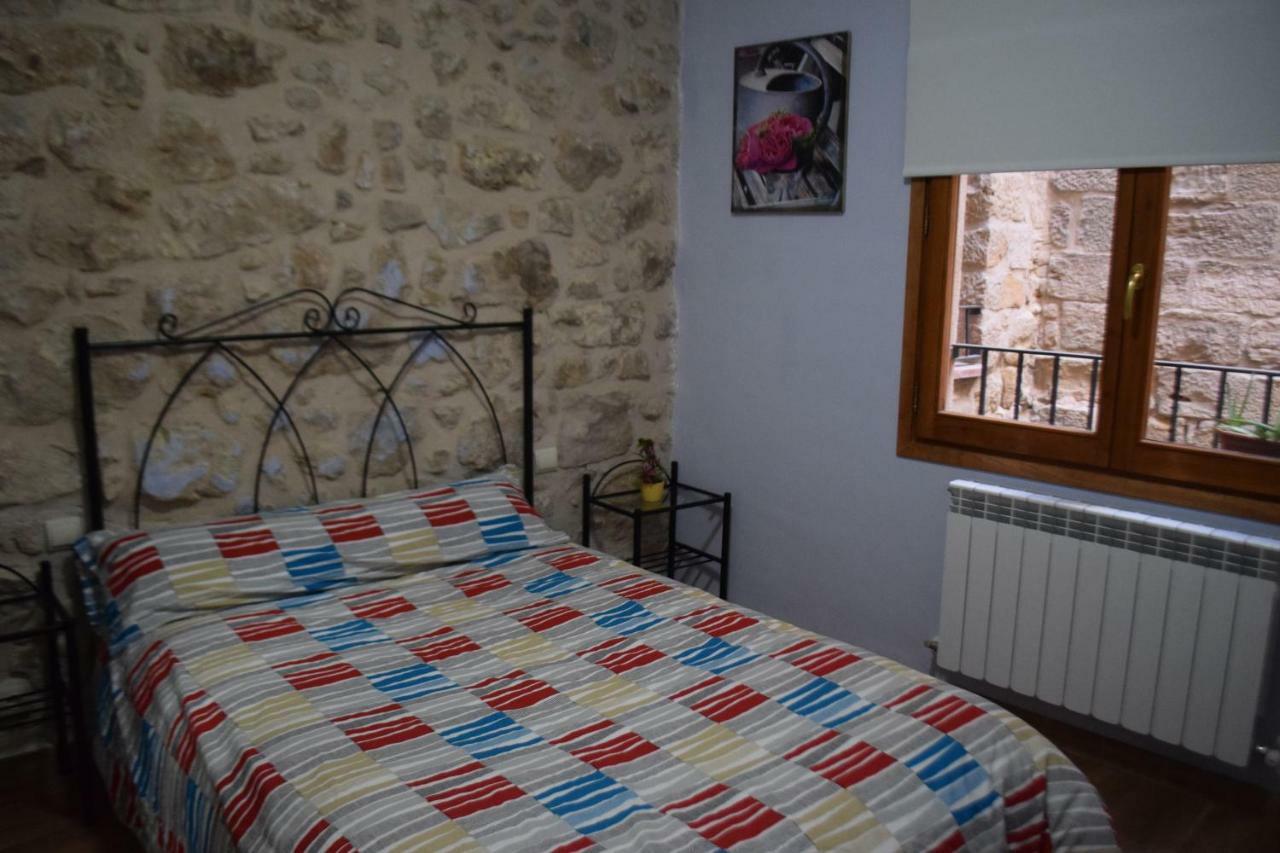Apartamentos La Muralla Horta de Sant Joan Dış mekan fotoğraf